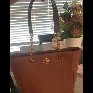 Tory burch Chelsea tote NWT